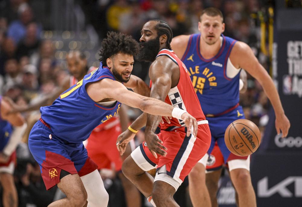 运动员顽强 运动员顽强